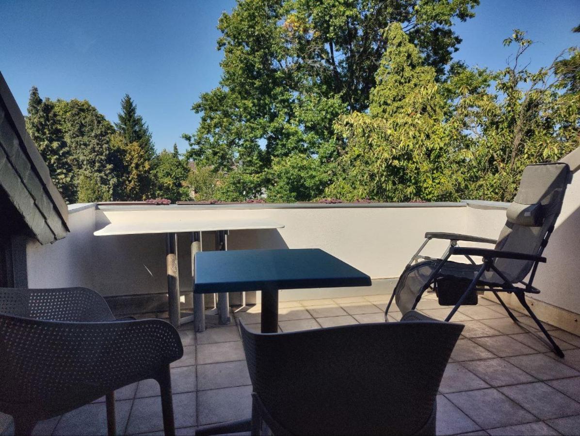 Spacious & Comfortable Guestrooms W Private Bathrooms Near Koelnmesse & Lanxess Arena, Free Parking, Highspeed Wifi Zewnętrze zdjęcie
